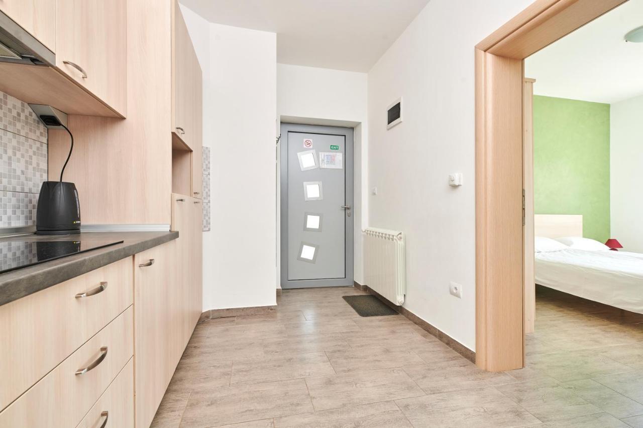 Apartments Ferlin Umag Eksteriør billede